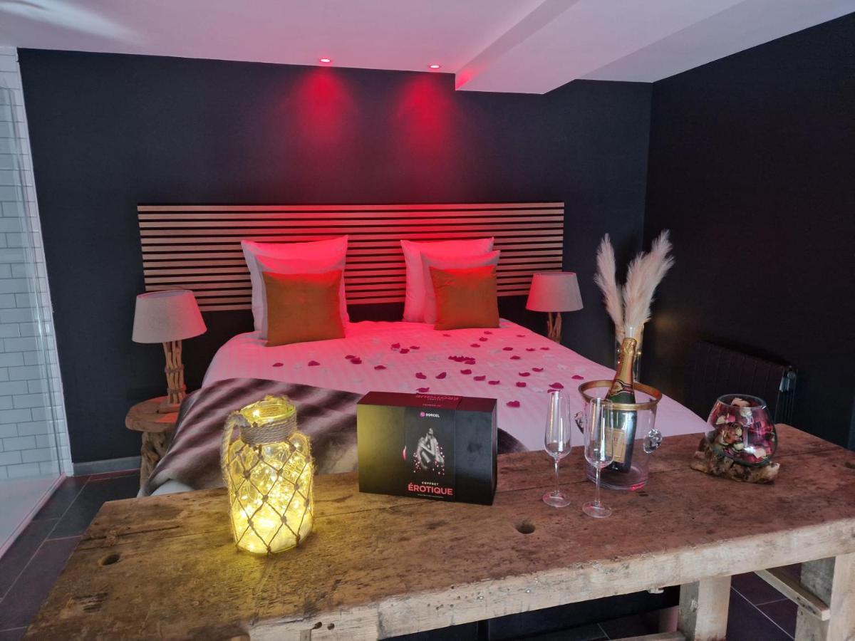 Au Fer A Cheval Hotell Gandelain Eksteriør bilde